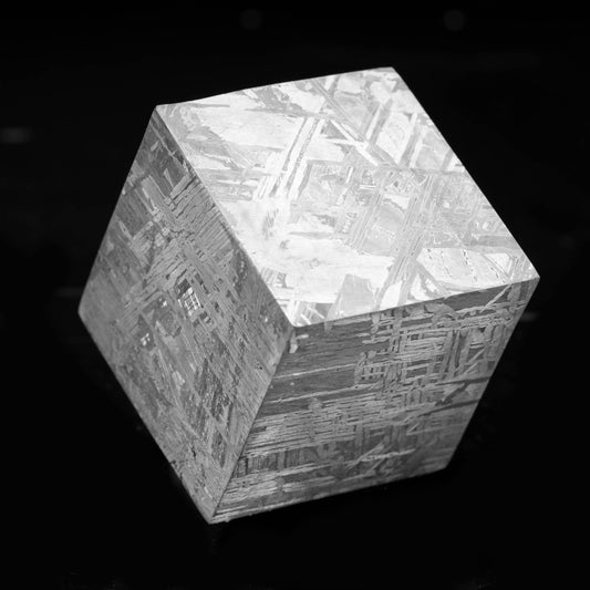 Muonionalusta Meteorite Cube // 960 Grams