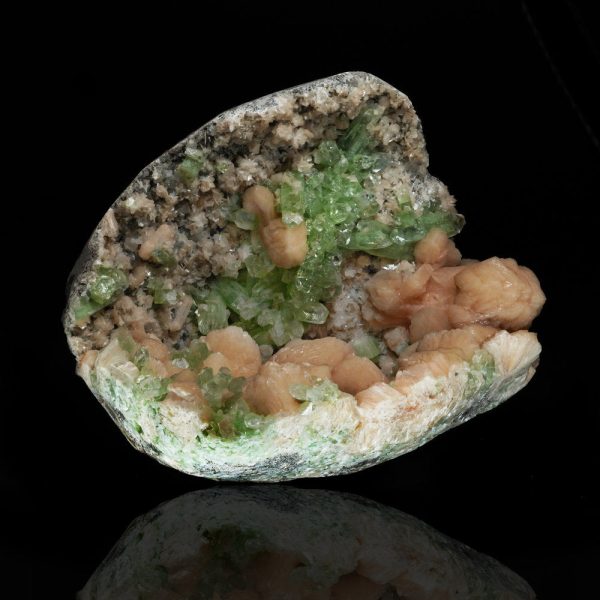 A1507_Green_Apophyllite_1