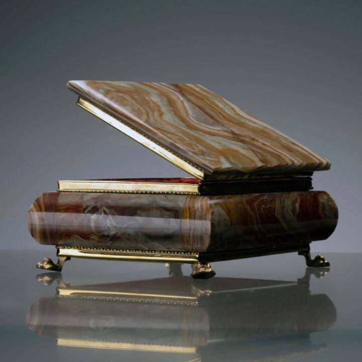 Banded Onyx Jewelry Box - Image 2