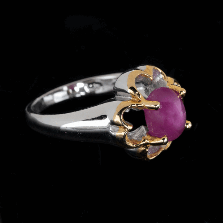 Ruby Clover Ring - Image 2