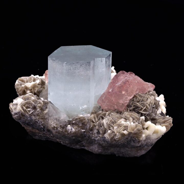 Aquamarine with Fluorite - Image 4