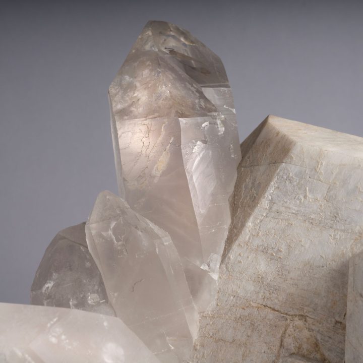 Quartz on Feldspar – Natural Crystal Cluster from Pakistan
