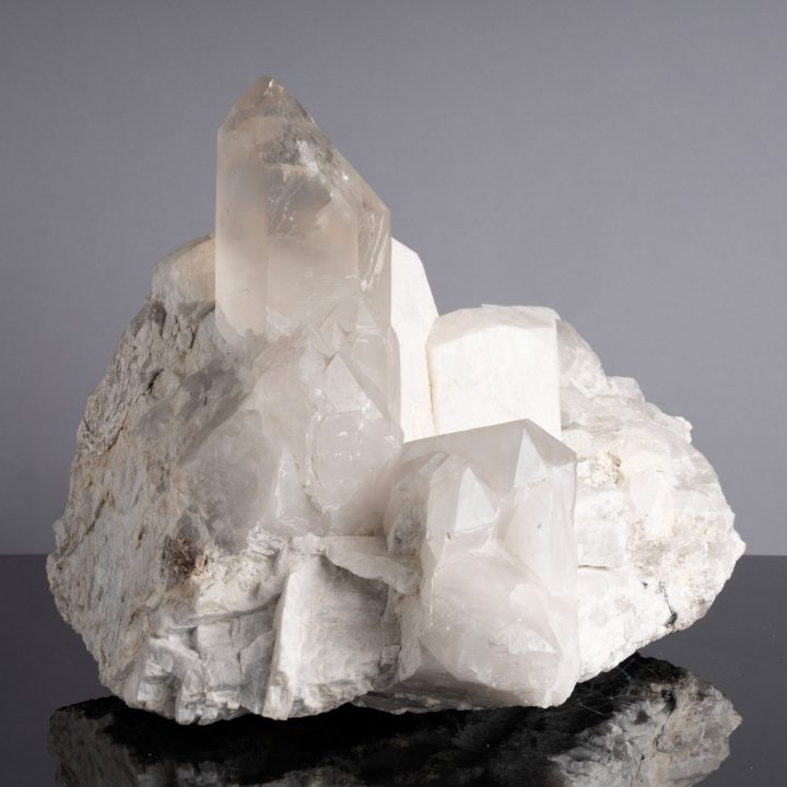 Quartz on Feldspar – Natural Crystal Cluster from Pakistan