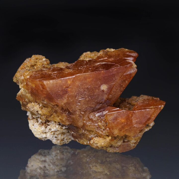Twinned Scheelite Crystal Pair From China