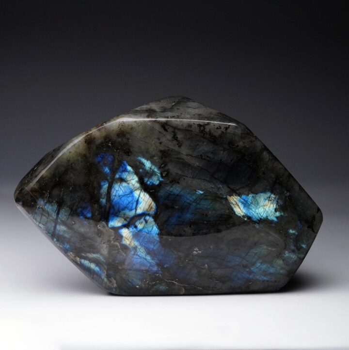 Freeform Labradorite - 7.16lb - Image 4
