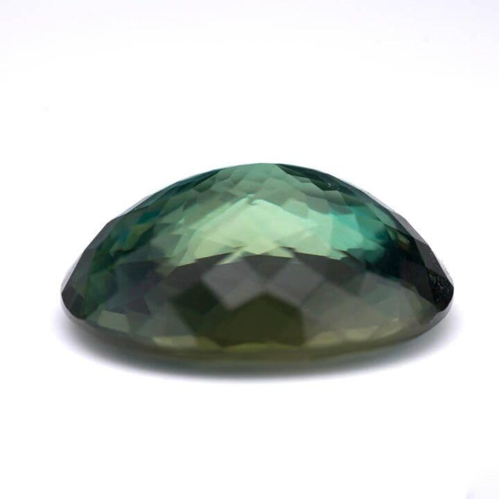 Certified 24.47 Carat Green Apatite Gemstone - Image 5