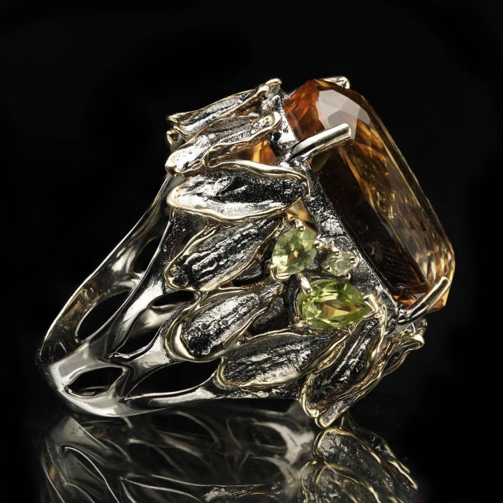 Citrine and Peridot Ring - Size 7 - Image 4