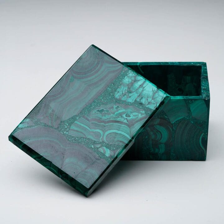Hand-Carved Malachite Decorative Box III - Image 4