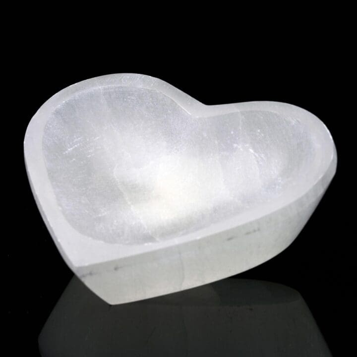 Heart Shaped Hand-Carved Selenite Dish - Image 2