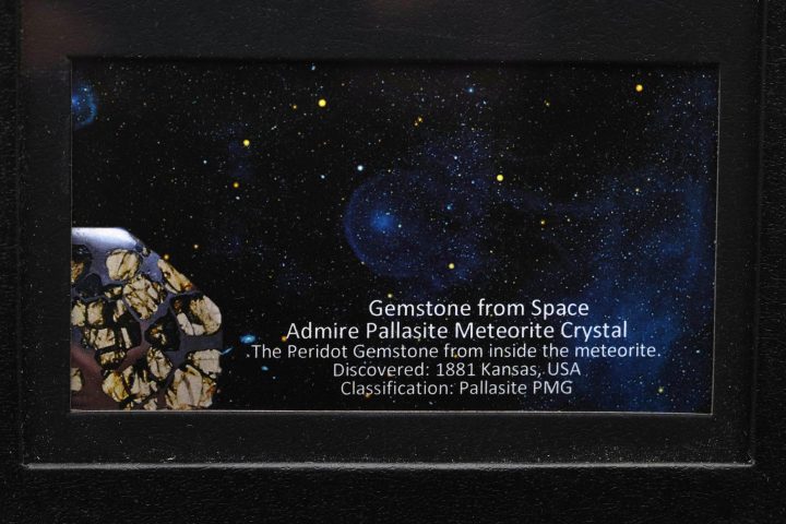 Authentic Space Crystal in Collector's Box - Image 4