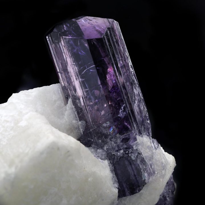 Scapolite on Marble - 88g - Image 2