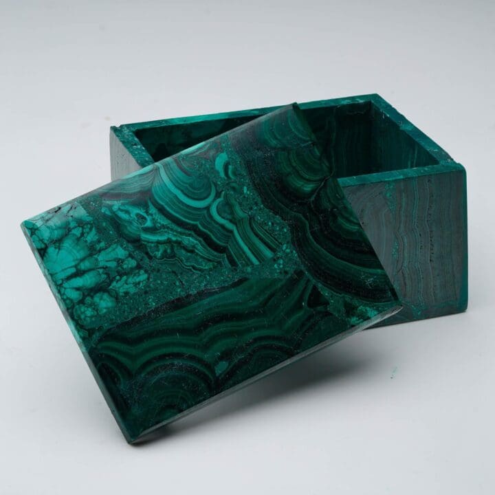 Hand-Carved Malachite Decorative Box III - Image 3