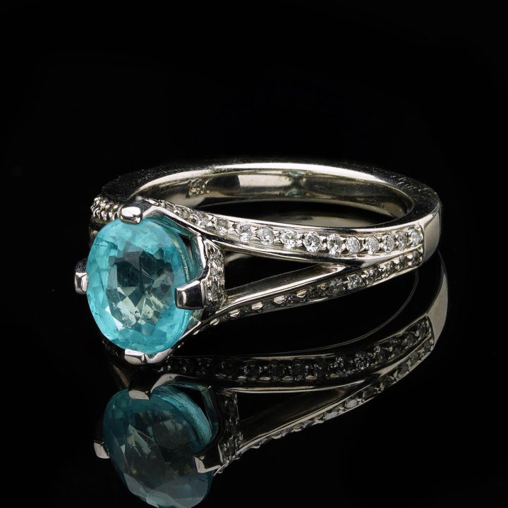 Apatite on Diamond Ring with 14K Gold - Size 6 - Image 2