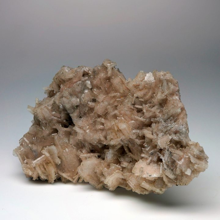 Moroccan Barite cluster side view with beige crystal blades