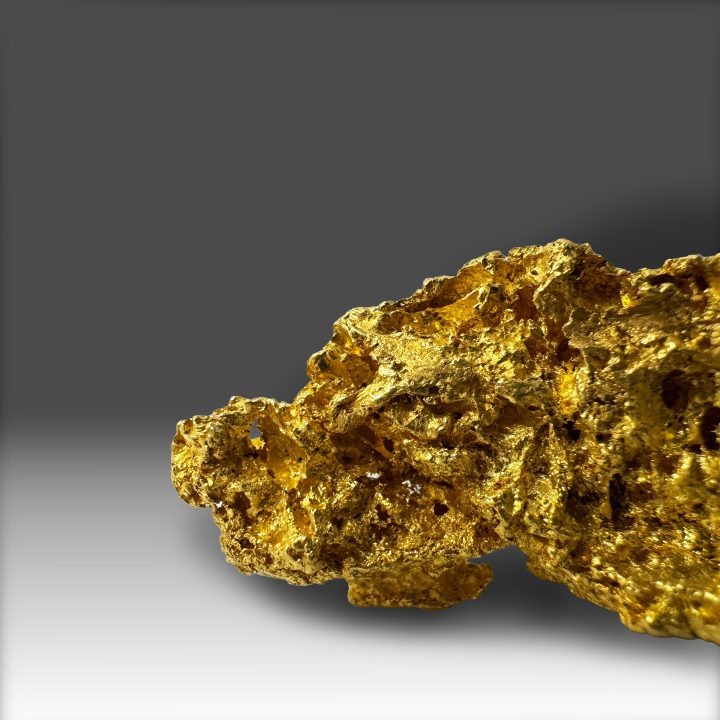 Close-Up of 25.65 Gram California Crystalline Gold Specimen