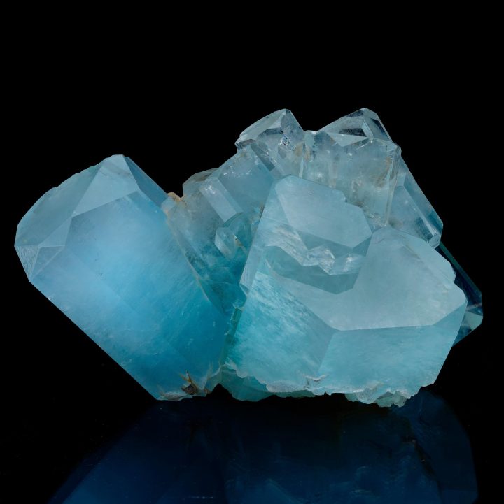 Aquamarine crystal cluster showing transparency and clarity