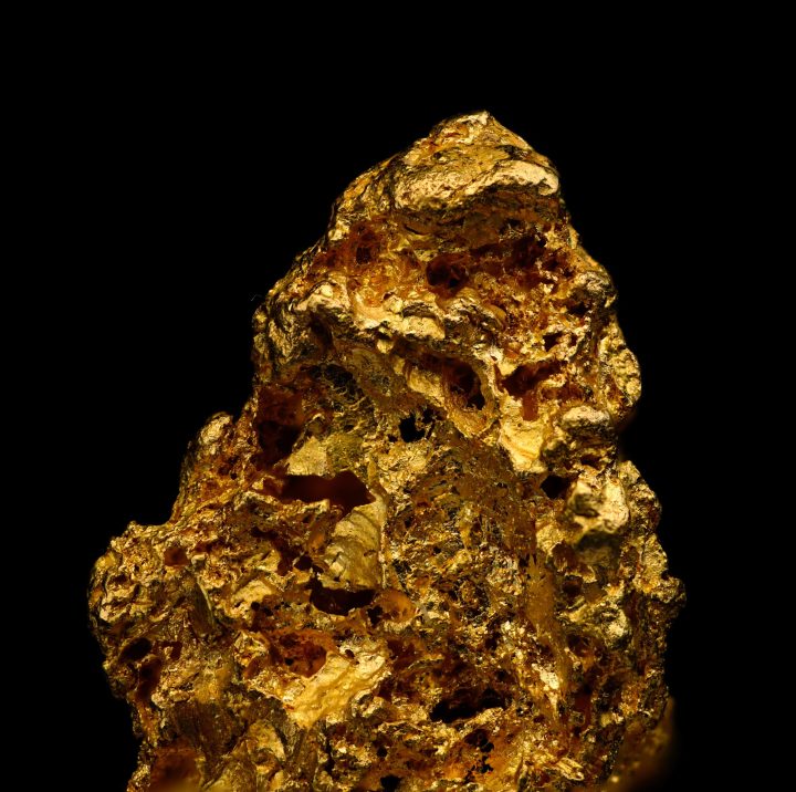 Close-up top detail of Crystallized Gold from Mockingbird Mine – 25.65 g.