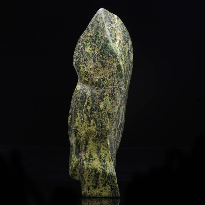 Vertical jade freeform mineral with polished finish