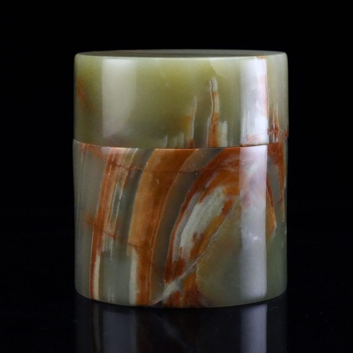 Round Banded Onyx Keepsake Box – Hand Carved Natural Stone