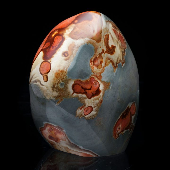 Hand‑Polished Jasper Freeform Sculpture – Natural Décor Stone