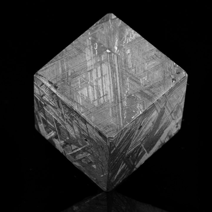 216g Authentic Muonionalusta Meteorite Cube with Widmanstätten Pattern