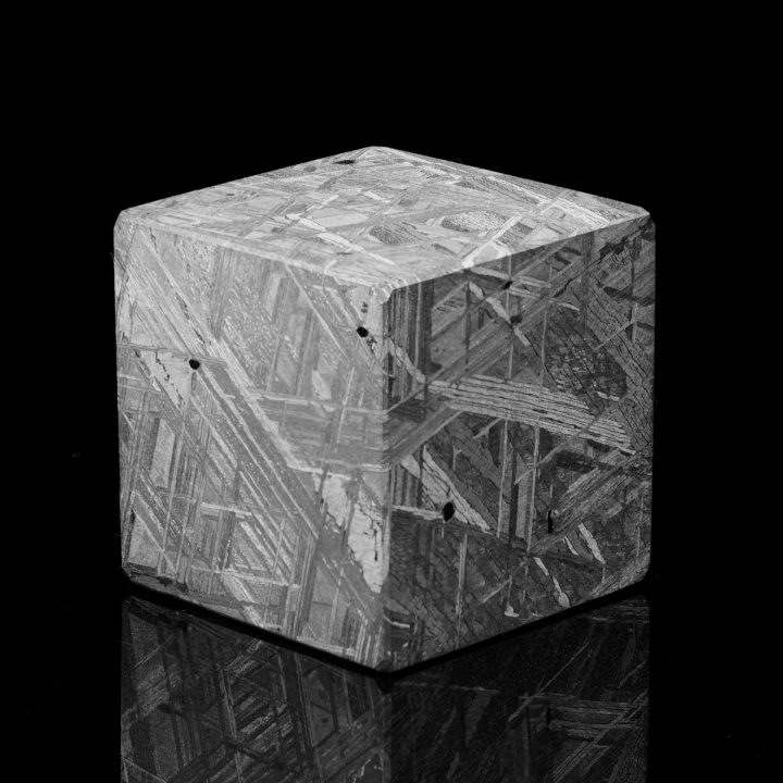 216g Authentic Muonionalusta Meteorite Cube with Widmanstätten Pattern