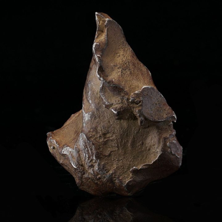 Authentic Gebel Kamil Nickel‑Iron Meteorite Fragment from Egypt – 105g