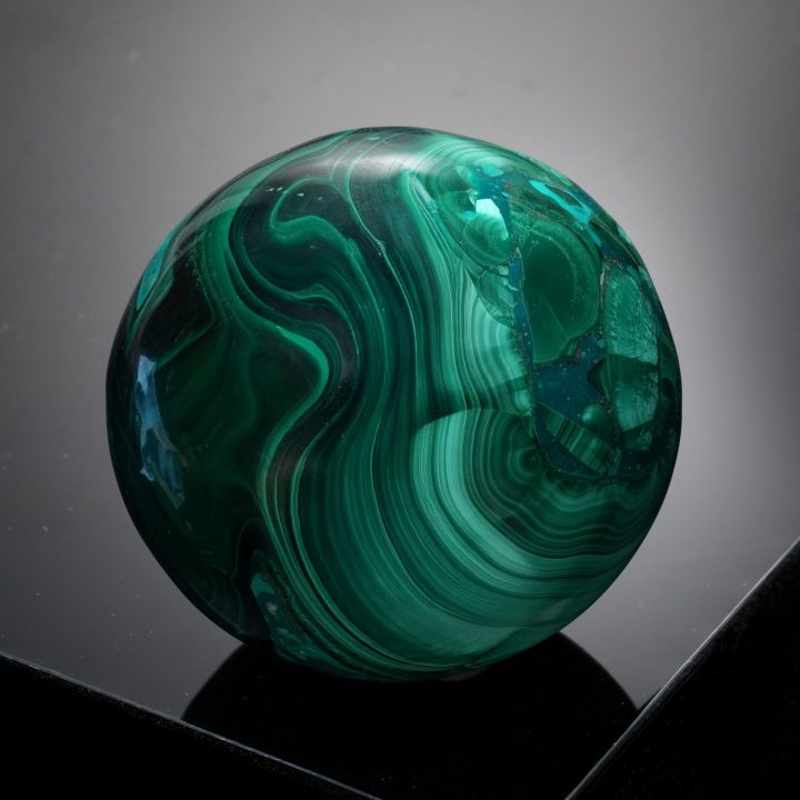 Hand Polished Genuine Malachite Sphere from the DRC – 1 lb